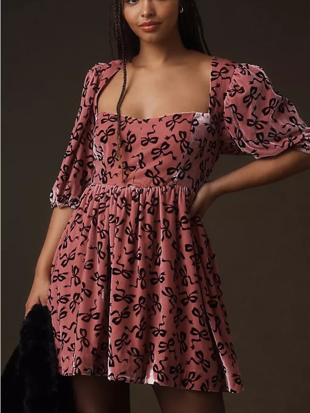 Maeve Sweetheart Velvet Mini Dress |
Anthropologie Petite
